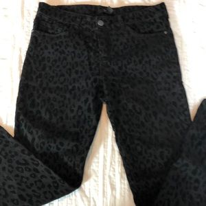 Velvet leopard prints jeans